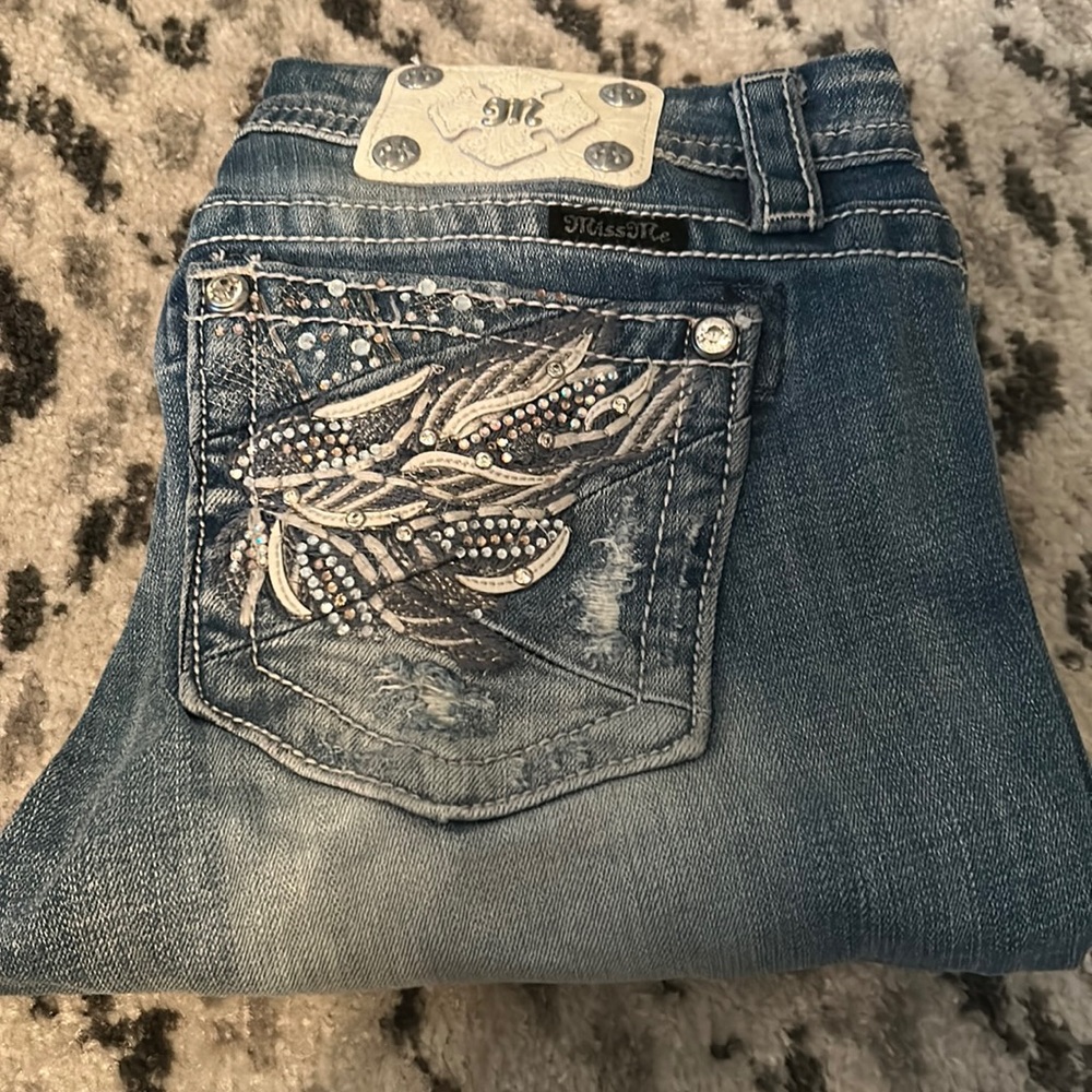 Only worn once